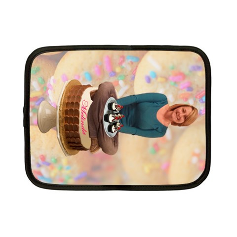 Melinda Cupcake Netbook Case By Karen Front
