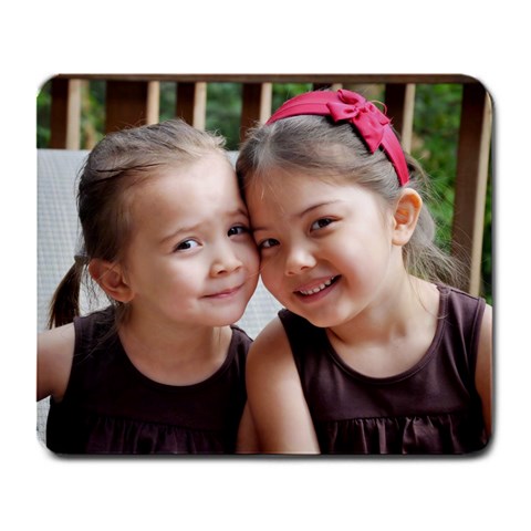 Mousepad Chantal & Sophia June 2010 By Ramona Front