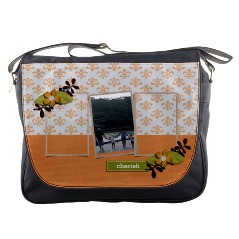 Messenger Bag Front