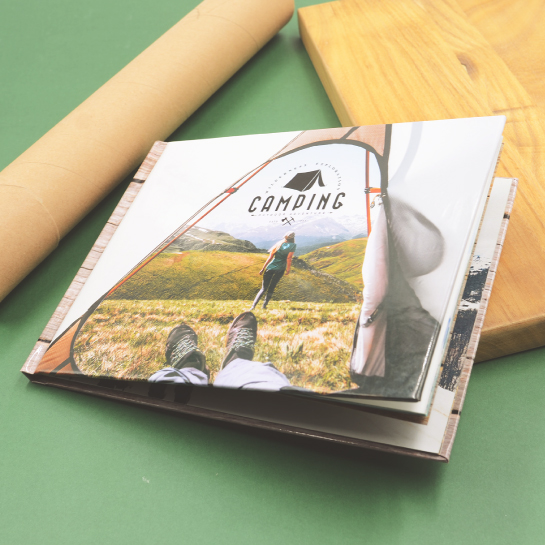 Design your own: 9x7 Regular photo books