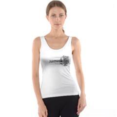 JUST FRIENDS - Women s Basic Tank Top