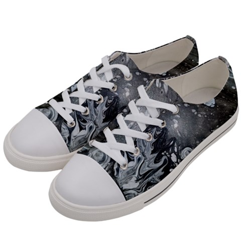 Men s Low Top Canvas Sneakers 