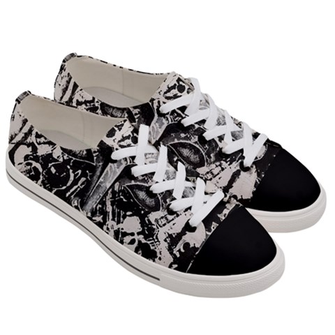 Men s Low Top Canvas Sneakers 