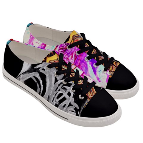 Women s Low Top Canvas Sneakers 