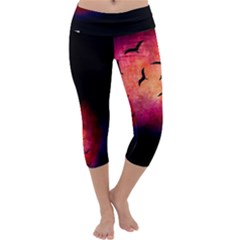 Pink Colored Bird Leggings - Capri Yoga Leggings