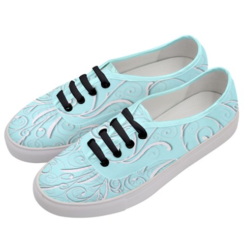 Women s Classic Low Top Sneakers 