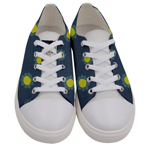 Women s Low Top Canvas Sneakers 