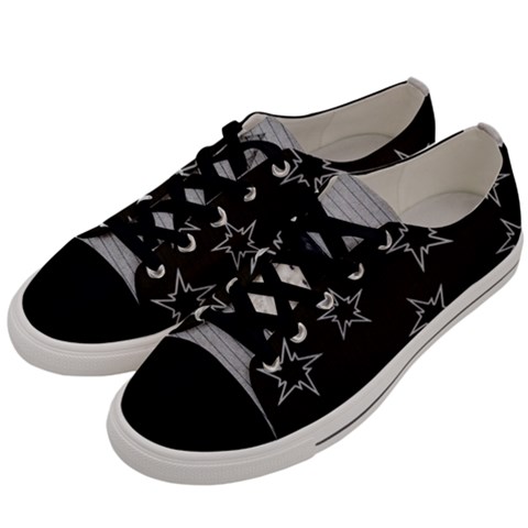 Men s Low Top Canvas Sneakers 