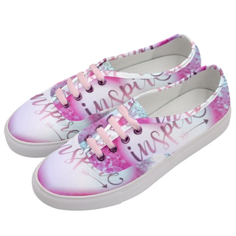 Women s Classic Low Top Sneakers 