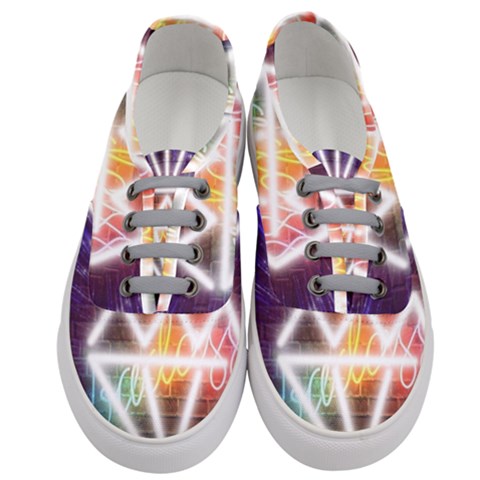 Women s Classic Low Top Sneakers 
