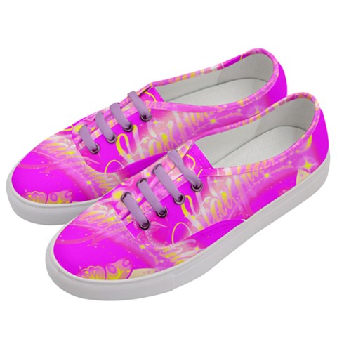 Women s Classic Low Top Sneakers 