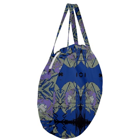 Giant Round Zipper Tote 