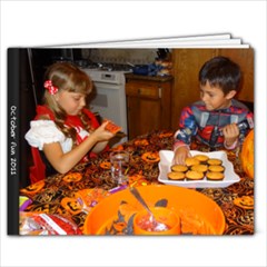 halloween 2011 - 9x7 Photo Book (20 pages)