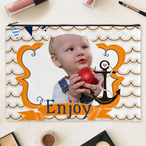 Summer Of Kids By Mac Book Front