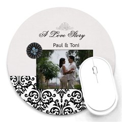 Mousepad- A Love Story - Round Mousepad