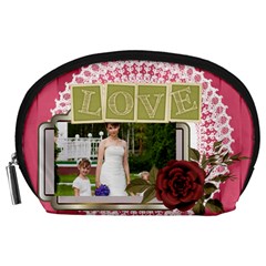 love - Accessory Pouch (Large)