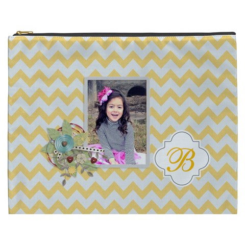 Cosmetic Bag (xxxl): Yellow Chevron By Jennyl Front