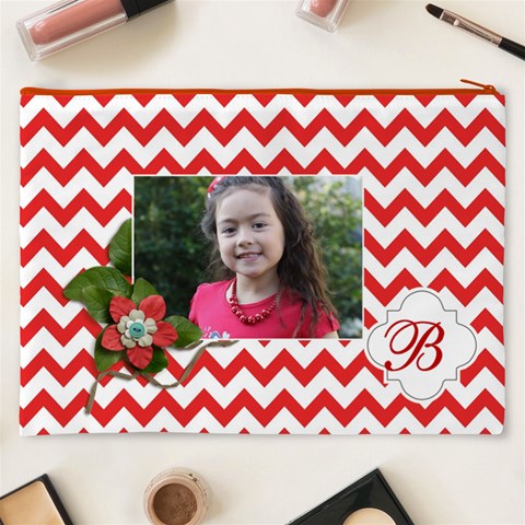Cosmetic Bag (xxxl): Red Chevron By Jennyl Back