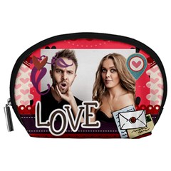 love - Accessory Pouch (Large)