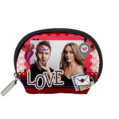 love - Accessory Pouch (Small)