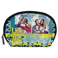 love - Accessory Pouch (Large)