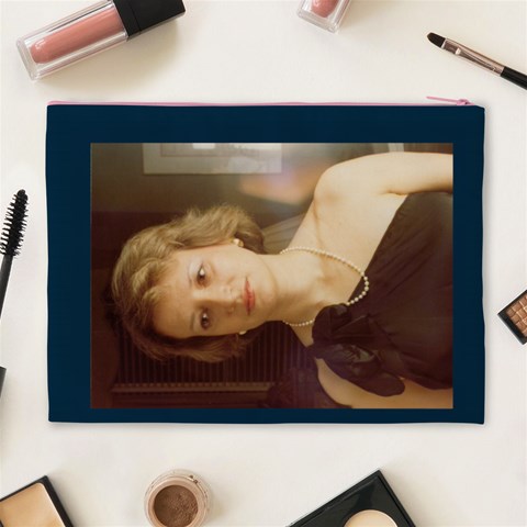 Cosmetic Case June2015 By Lois Back