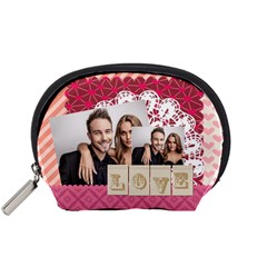 love - Accessory Pouch (Small)