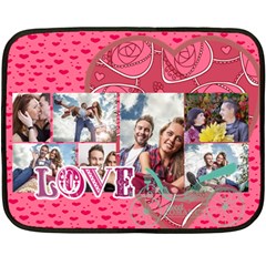 love - Fleece Blanket (Mini)