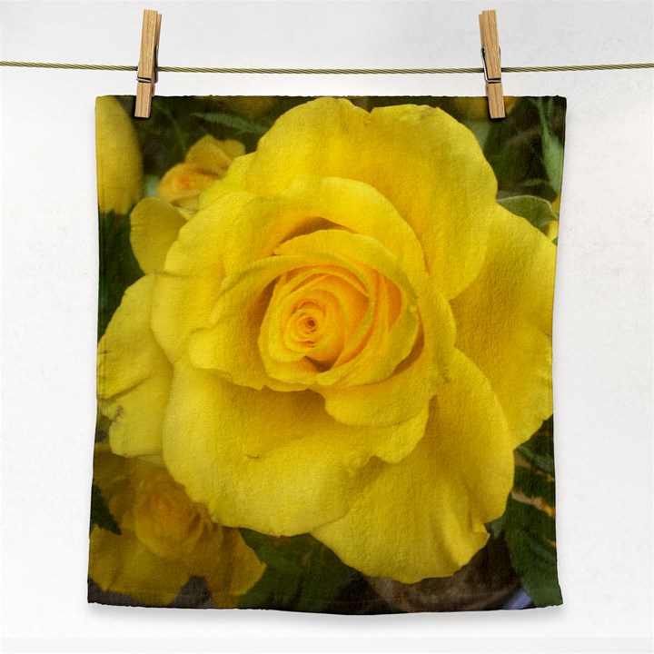 Yellow rose Face Towel