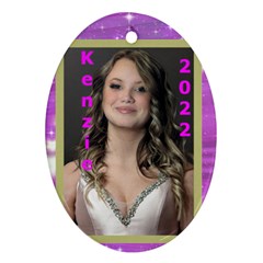 Kenzie 2022 - Ornament (Oval)