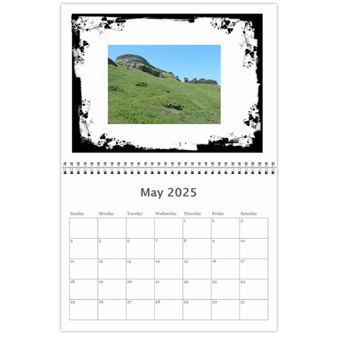 Classic Swirly Grunge  2025 Calendar  By Catvinnat May 2025