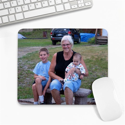 Mommom And Her Boys By Lisa Schade Front