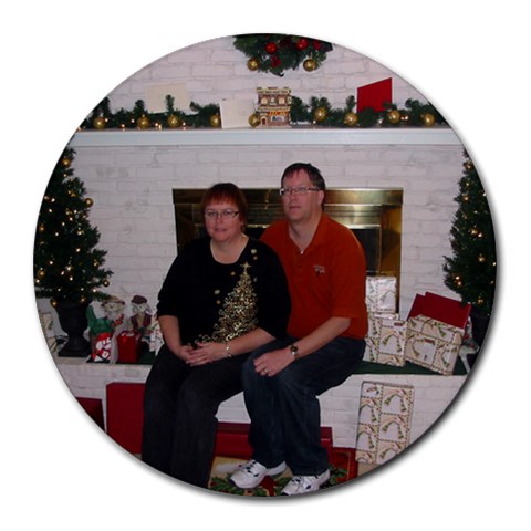 Freebee By Sharon Godsmark Henderson 8 x8  Round Mousepad - 1