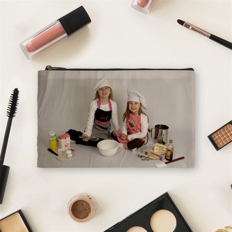 Mommys Little Bakers By Thia Beniash Front