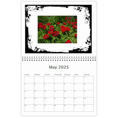 Black & White 2025 Calendar  By Catvinnat May 2025