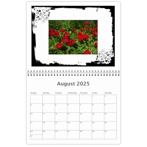 Black & White 2025 Calendar  By Catvinnat Aug 2025