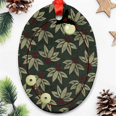Holly Jolly Oval By Bitsoscrap Front