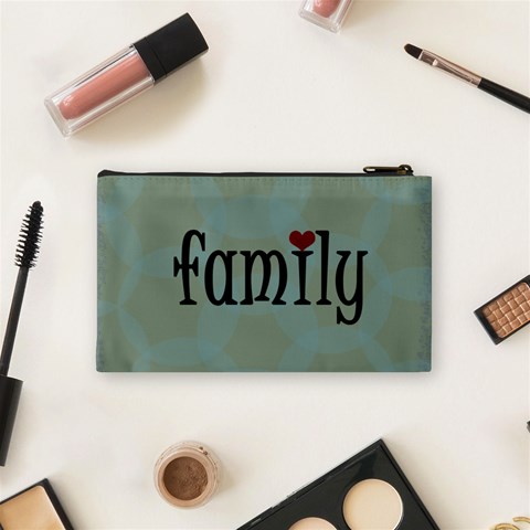 I Heart My Family Small Cosmetic Bag By Amanda Bunn Back