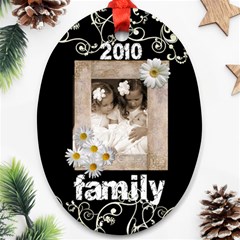 Family 2010 oval ornament - Ornament (Oval)