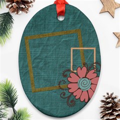 Kit H&H Oval Ornament 1 - Ornament (Oval)