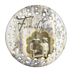 Family Filigree Double sided round ornament - Round Filigree Ornament (Two Sides)