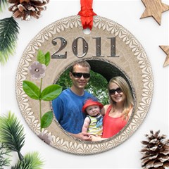 Pretty Floral 2024 Round Ornament - Ornament (Round)