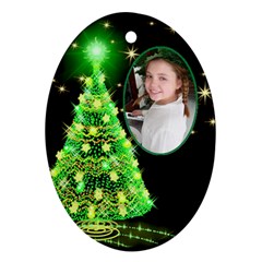 Green Christmas Tree ornament - Ornament (Oval)