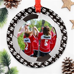 Soccer/football - round ornament (1 side) - Ornament (Round)