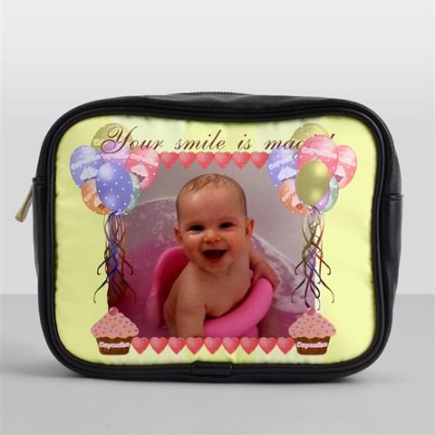 Your Smile Is Magic! Mini Cupcake And Balloons Toiletry Bag By Claire Mcallen Front