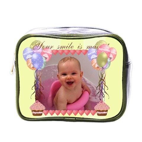 Your Smile Is Magic! Mini Cupcake And Balloons Toiletry Bag By Claire Mcallen Front