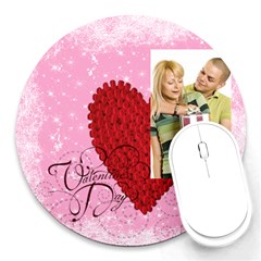 love - Round Mousepad