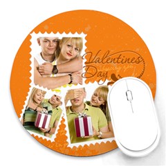 love - Round Mousepad