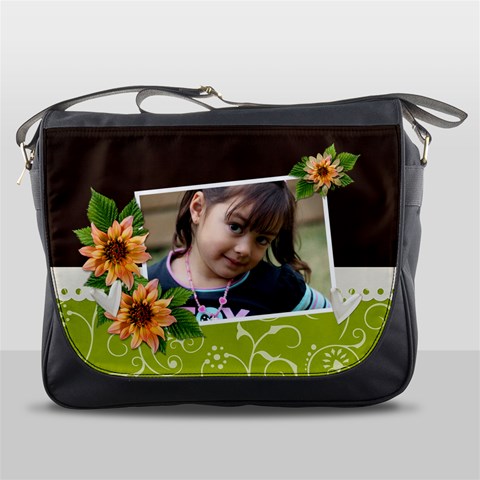 Messenger Bag Front