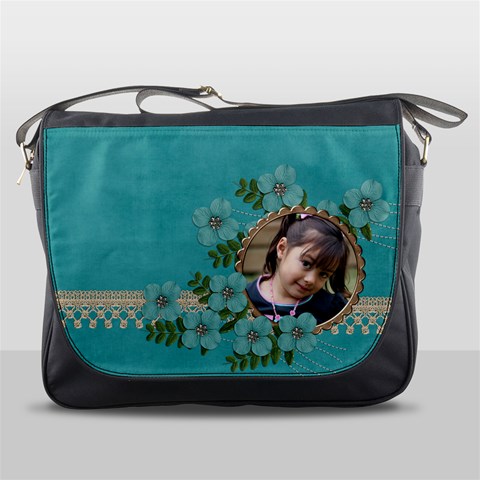 Messenger Bag Front